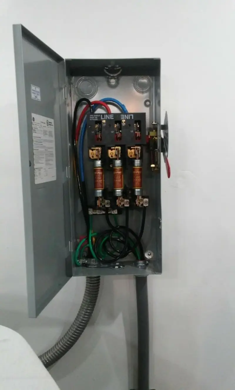 Three-phase disconnect switch installed for Electrical Wiring & Rewiring in Williamstown